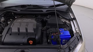 Used 2014 Volkswagen Polo [2010-2014] Comfortline 1.2 (D) Diesel Manual engine ENGINE LEFT SIDE HINGE & APRON VIEW