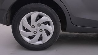 Used 2020 Hyundai New Santro 1.1 Sportz AMT Petrol Automatic tyres RIGHT REAR TYRE RIM VIEW