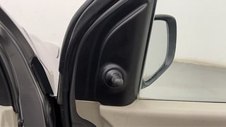 Used 2017 Maruti Suzuki Celerio VXI AMT Petrol Automatic top_features Adjustable ORVM