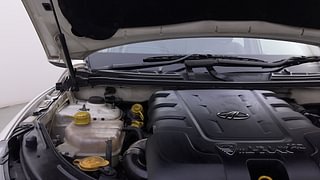 Used 2015 Mahindra XUV500 [2015-2018] W10 Diesel Manual engine ENGINE RIGHT SIDE HINGE & APRON VIEW