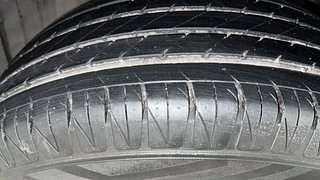 Used 2019 Maruti Suzuki Vitara Brezza [2018-2020] ZDI PLUS AT Dual Tone Diesel Automatic tyres LEFT FRONT TYRE TREAD VIEW