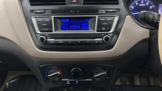 Used 2016 Hyundai Elite i20 [2014-2018] Magna 1.2 Petrol Manual interior MUSIC SYSTEM & AC CONTROL VIEW