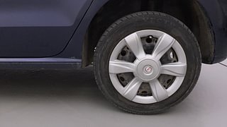 Used 2015 Volkswagen Polo [2015-2019] Comfortline 1.2L (P) Petrol Manual tyres LEFT REAR TYRE RIM VIEW