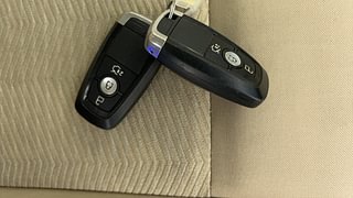 Used 2021 Ford Figo Aspire [2019-2021] Titanium Plus 1.2 Ti-VCT Petrol Manual extra CAR KEY VIEW