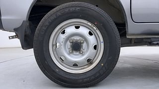 Used 2021 Maruti Suzuki Eeco AC 5 STR Petrol Manual tyres RIGHT REAR TYRE RIM VIEW