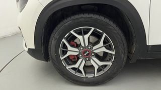 Used 2020 Kia Seltos GTX Plus AT D Diesel Automatic tyres LEFT FRONT TYRE RIM VIEW