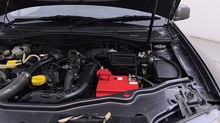 Used 2019 Renault Duster [2015-2019] 85 PS RXS MT Diesel Manual engine ENGINE LEFT SIDE HINGE & APRON VIEW