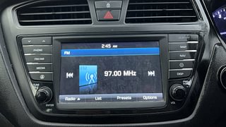 Used 2016 Hyundai i20 Active [2015-2020] 1.2 SX Petrol Manual top_features Integrated (in-dash) music system