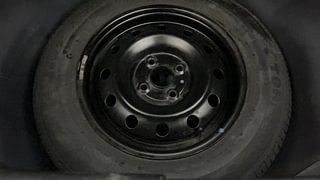 Used 2012 Maruti Suzuki Swift [2011-2017] VXi Petrol Manual tyres SPARE TYRE VIEW