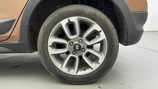 Used 2016 Hyundai i20 Active [2015-2020] 1.2 SX Petrol Manual tyres LEFT REAR TYRE RIM VIEW