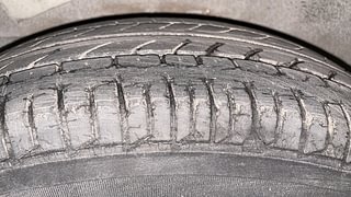 Used 2012 Hyundai i10 [2010-2016] Sportz AT Petrol Petrol Automatic tyres RIGHT REAR TYRE TREAD VIEW