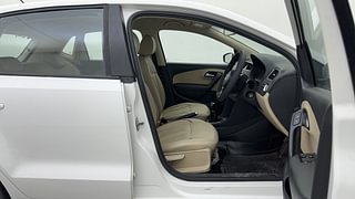 Used 2017 Volkswagen Polo [2014-2020] Highline 1.5 (D) Diesel Manual interior RIGHT SIDE FRONT DOOR CABIN VIEW