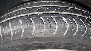 Used 2021 honda Amaze 1.2 VX CVT i-VTEC Petrol Automatic tyres LEFT FRONT TYRE TREAD VIEW