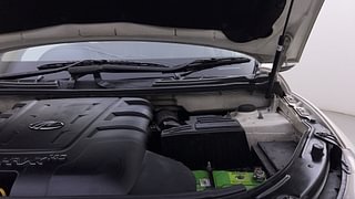 Used 2015 Mahindra XUV500 [2015-2018] W10 Diesel Manual engine ENGINE LEFT SIDE HINGE & APRON VIEW