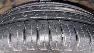 Used 2023 Maruti Suzuki Swift ZXI Petrol Manual tyres RIGHT FRONT TYRE TREAD VIEW