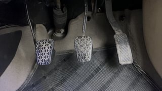 Used 2021 Ford Figo Aspire [2019-2021] Titanium Plus 1.2 Ti-VCT Petrol Manual interior PEDALS VIEW