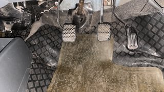 Used 2013 Maruti Suzuki Alto 800 Lxi Petrol Manual interior PEDALS VIEW