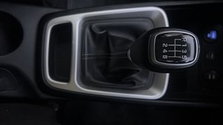Used 2021 Hyundai Venue [2019-2022] SX 1.0  Turbo iMT Petrol Manual interior GEAR  KNOB VIEW
