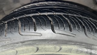 Used 2016 Hyundai Fluidic Verna 4S [2015-2017] 1.6 CRDi SX Diesel Manual tyres RIGHT FRONT TYRE TREAD VIEW