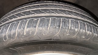 Used 2016 Hyundai Elite i20 [2014-2018] Magna 1.2 Petrol Manual tyres RIGHT FRONT TYRE TREAD VIEW