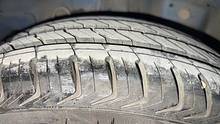 Used 2017 Hyundai Eon [2011-2018] Era + Petrol Manual tyres RIGHT REAR TYRE TREAD VIEW