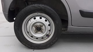 Used 2017 Maruti Suzuki Wagon R 1.0 [2013-2019] LXi CNG Petrol+cng Manual tyres RIGHT REAR TYRE RIM VIEW