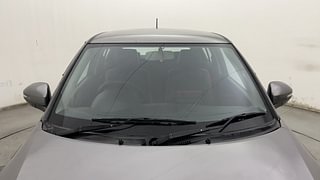 Used 2012 Maruti Suzuki Swift [2011-2017] VXi Petrol Manual exterior FRONT WINDSHIELD VIEW