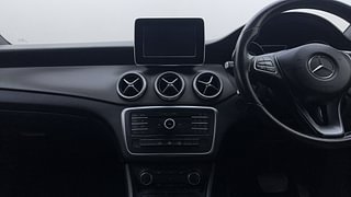 Used 2015 Mercedes-Benz CLA [2015-2019] 200 Sport Petrol Automatic interior MUSIC SYSTEM & AC CONTROL VIEW