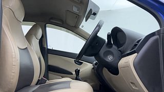Used 2017 Hyundai Eon [2011-2018] Era + Petrol Manual interior RIGHT SIDE FRONT DOOR CABIN VIEW