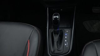 Used 2021 Hyundai New i20 Sportz 1.2 IVT Petrol Automatic interior GEAR  KNOB VIEW
