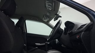 Used 2018 Maruti Suzuki Baleno [2015-2019] Zeta Petrol Petrol Manual interior RIGHT SIDE FRONT DOOR CABIN VIEW