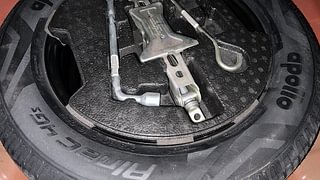 Used 2019 Maruti Suzuki Vitara Brezza [2018-2020] ZDI PLUS AT Dual Tone Diesel Automatic tyres SPARE TYRE VIEW