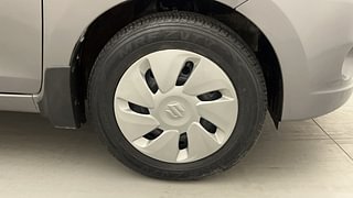 Used 2017 Maruti Suzuki Celerio VXI AMT Petrol Automatic tyres RIGHT FRONT TYRE RIM VIEW