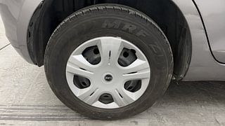 Used 2012 Maruti Suzuki Swift [2011-2017] VDi Diesel Manual tyres RIGHT REAR TYRE RIM VIEW