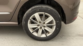 Used 2016 Volkswagen Polo [2014-2020] Highline 1.5 (D) Diesel Manual tyres LEFT REAR TYRE RIM VIEW