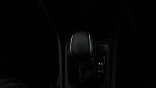 Used 2019 Maruti Suzuki Vitara Brezza [2018-2020] ZDI PLUS AT Dual Tone Diesel Automatic interior GEAR  KNOB VIEW