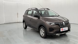 Used 2022 Renault Triber RXT Limited Edition Petrol Manual exterior RIGHT FRONT CORNER VIEW