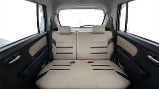 Used 2017 Maruti Suzuki Wagon R 1.0 [2010-2019] VXi Petrol Manual interior REAR SEAT CONDITION VIEW