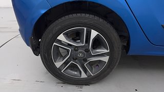 Used 2019 Tata Tiago [2018-2020] XZA+ AMT Petrol Automatic tyres RIGHT REAR TYRE RIM VIEW