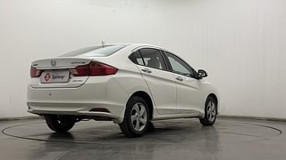 Used 2015 Honda City V Diesel Diesel Manual exterior RIGHT REAR CORNER VIEW