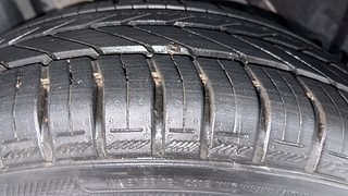 Used 2015 Ford Figo Aspire [2015-2019] Titanium1.5 TDCi Diesel Manual tyres RIGHT REAR TYRE TREAD VIEW