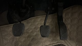 Used 2015 Honda City V Diesel Diesel Manual interior PEDALS VIEW