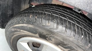 Used 2019 Renault Kwid [2015-2019] RXL Petrol Manual tyres LEFT FRONT TYRE TREAD VIEW