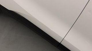 Used 2022 Mahindra XUV700 AX 5 Petrol MT 7 STR Petrol Manual dents MINOR DENT