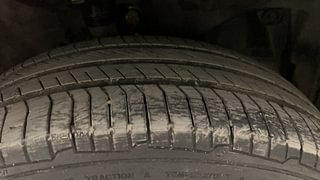 Used 2012 Honda City [2011-2014] 1.5 V MT Petrol Manual tyres RIGHT FRONT TYRE TREAD VIEW
