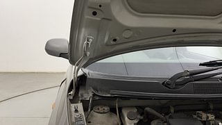 Used 2015 Datsun GO [2014-2019] T Petrol Manual engine ENGINE RIGHT SIDE HINGE & APRON VIEW