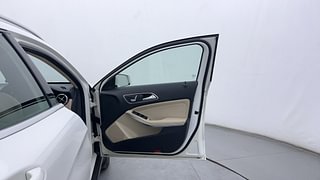 Used 2019 Mercedes-Benz GLA [2017-2020] 200d Sport Diesel Automatic interior RIGHT FRONT DOOR OPEN VIEW