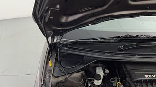 Used 2018 Tata Tiago [2016-2020] Revotron XT Petrol Manual engine ENGINE RIGHT SIDE HINGE & APRON VIEW