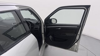 Used 2014 Maruti Suzuki Swift [2011-2017] ZXi Petrol Manual interior RIGHT FRONT DOOR OPEN VIEW