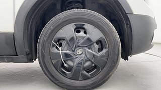 Used 2022 Tata Punch Adventure Rhythm Pack MT Petrol Manual tyres RIGHT FRONT TYRE RIM VIEW